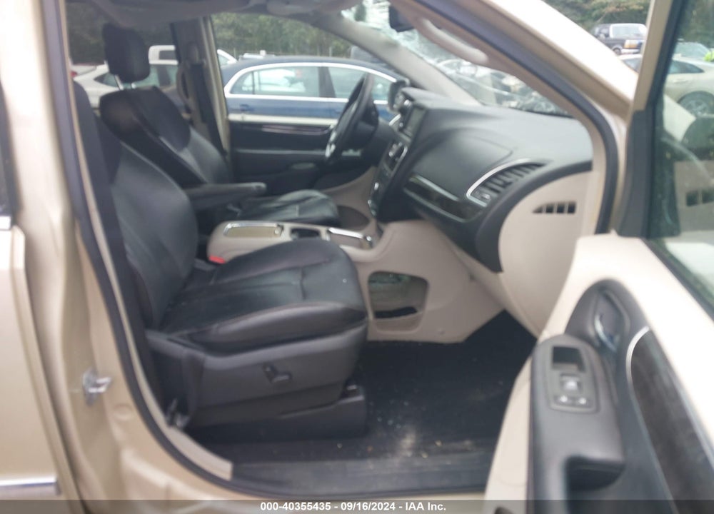 2011 CHRYSLER TOWN & COUNTRY LIMITED VIN: 2A4RR6DG8BR682278