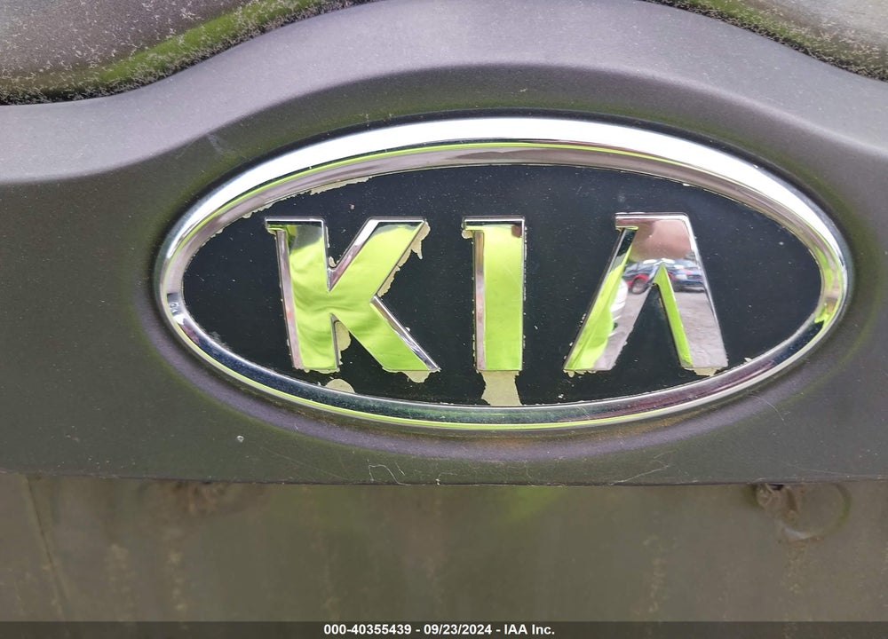 2009 KIA BORREGO EX V6 VIN: KNDJJ741595024212