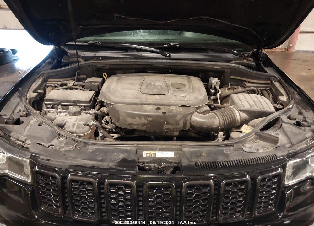 2018 JEEP GRAND CHEROKEE STERLING EDITION 4X4 VIN: 1C4RJFBG4JC234403