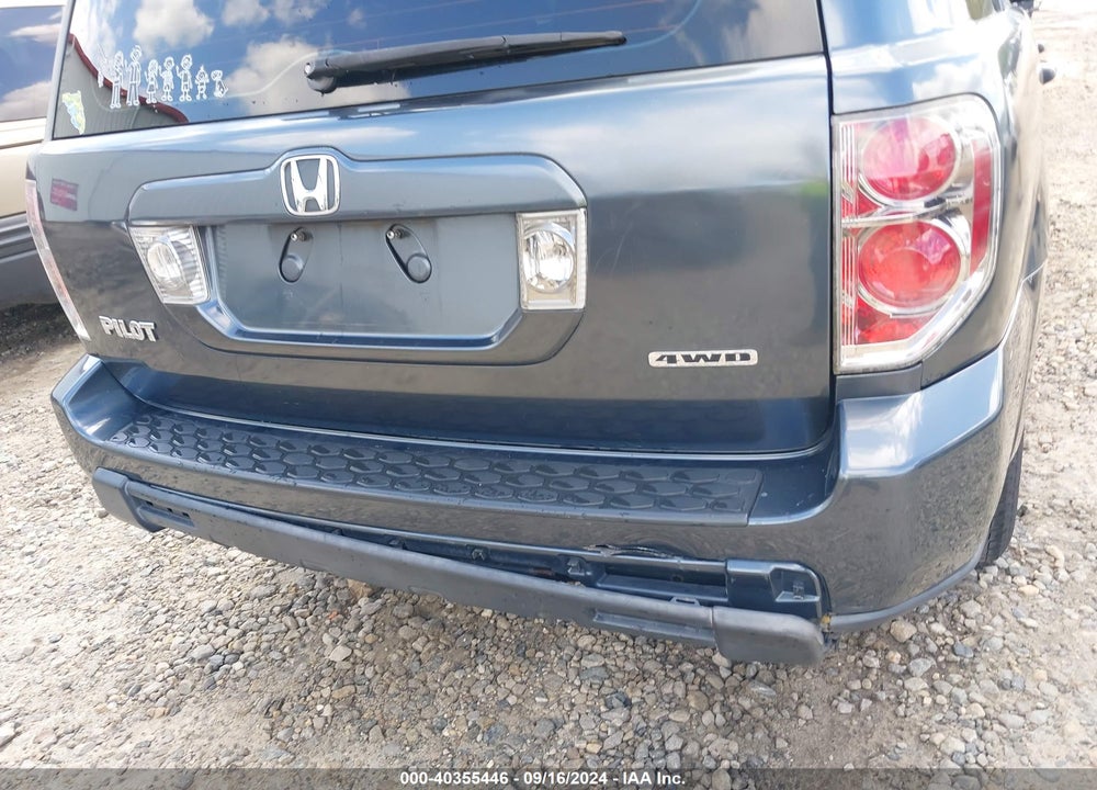2006 HONDA PILOT LX VIN: 2HKYF18196H554069