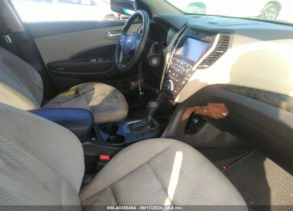 2017 HYUNDAI SANTA FE SE VIN: KM8SM4HF2HU241149