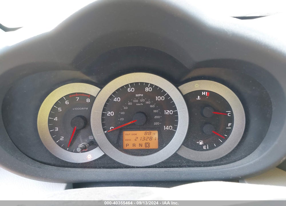2006 TOYOTA RAV4 VIN: JTMBD33VX65024274
