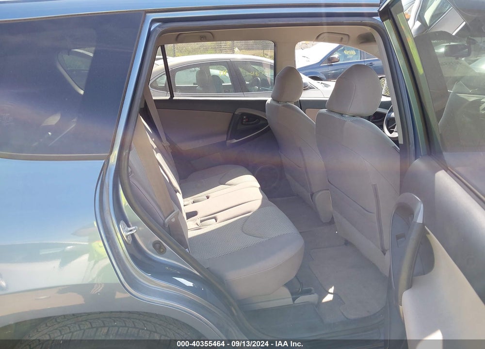 2006 TOYOTA RAV4 VIN: JTMBD33VX65024274