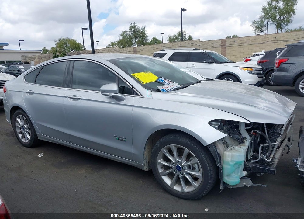 2018 FORD FUSION ENERGI SE LUXURY VIN: 3FA6P0PU8JR127553