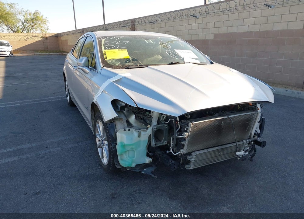 2018 FORD FUSION ENERGI SE LUXURY VIN: 3FA6P0PU8JR127553