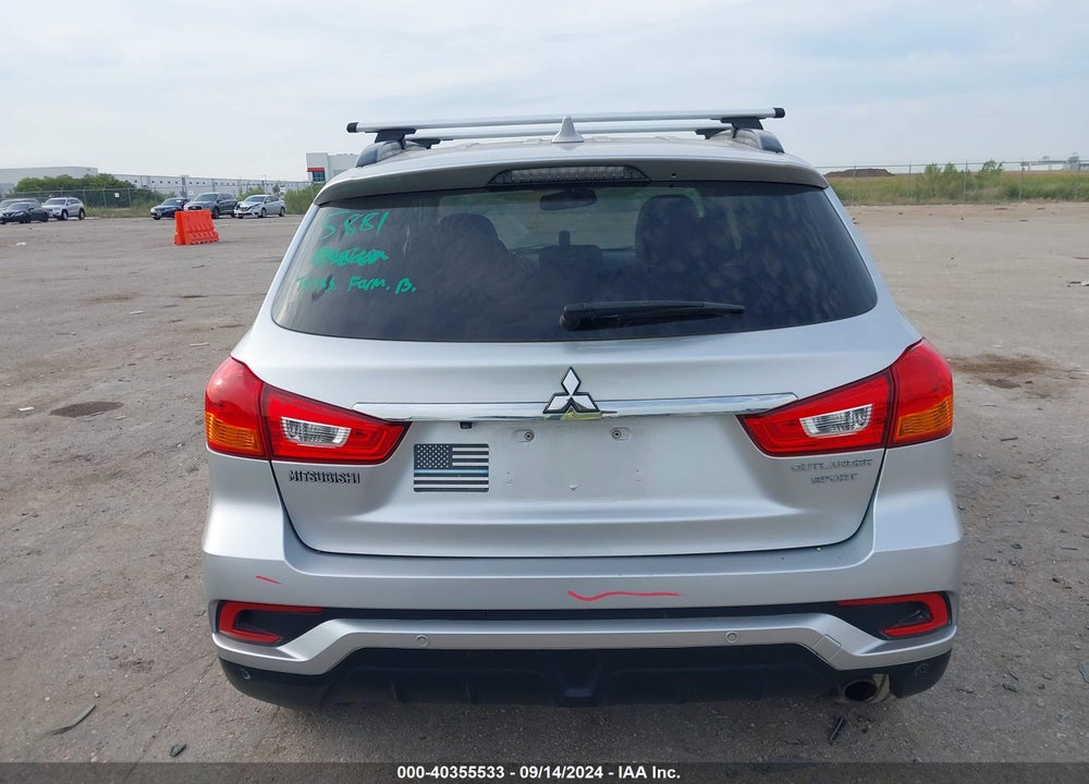 2018 MITSUBISHI OUTLANDER SPORT 2.4 SEL VIN: JA4AP4AWXJZ008429