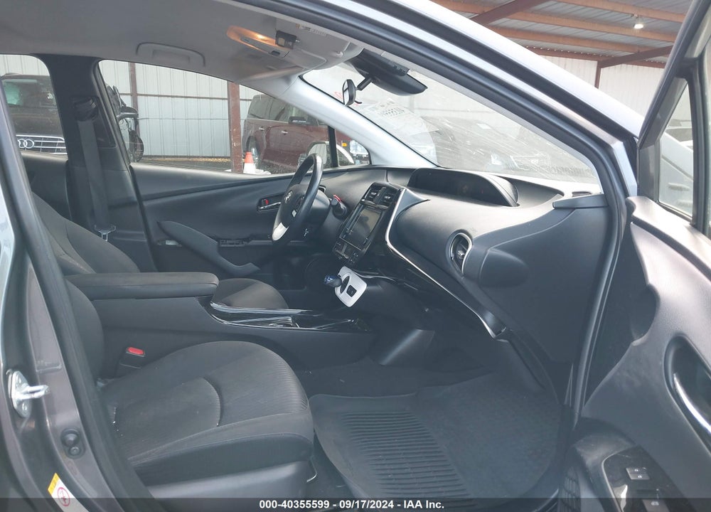 2018 TOYOTA PRIUS THREE VIN: JTDKARFU5J3062577