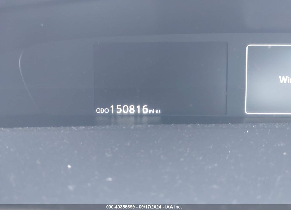 2018 TOYOTA PRIUS THREE VIN: JTDKARFU5J3062577