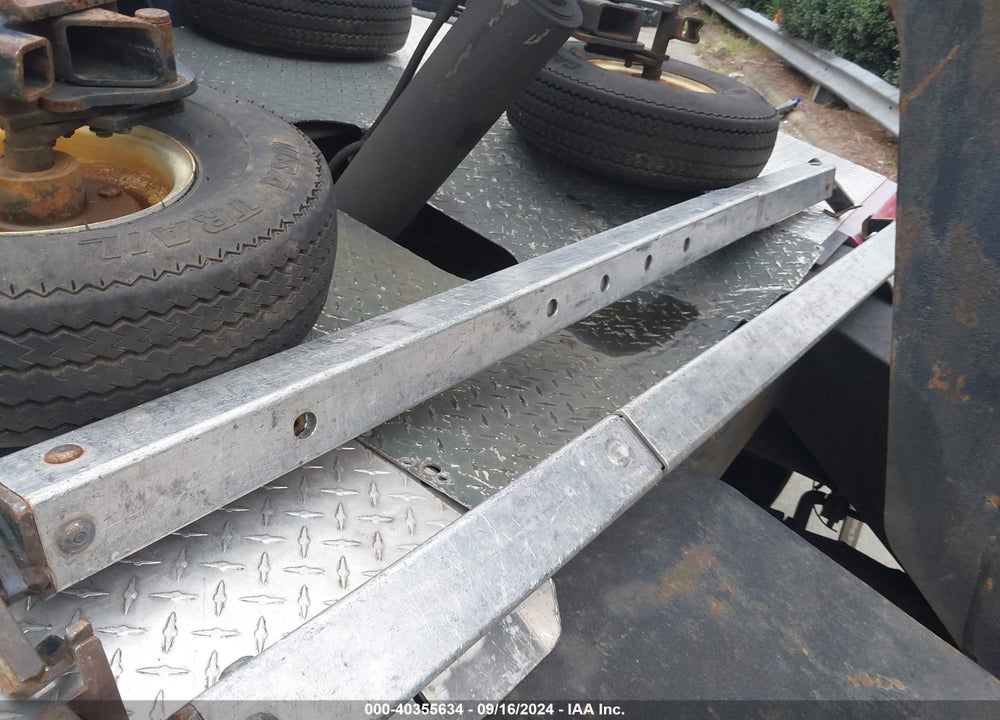 2011 FORD F-450 CHASSIS XL VIN: 1FDUF4GT2BEA96240