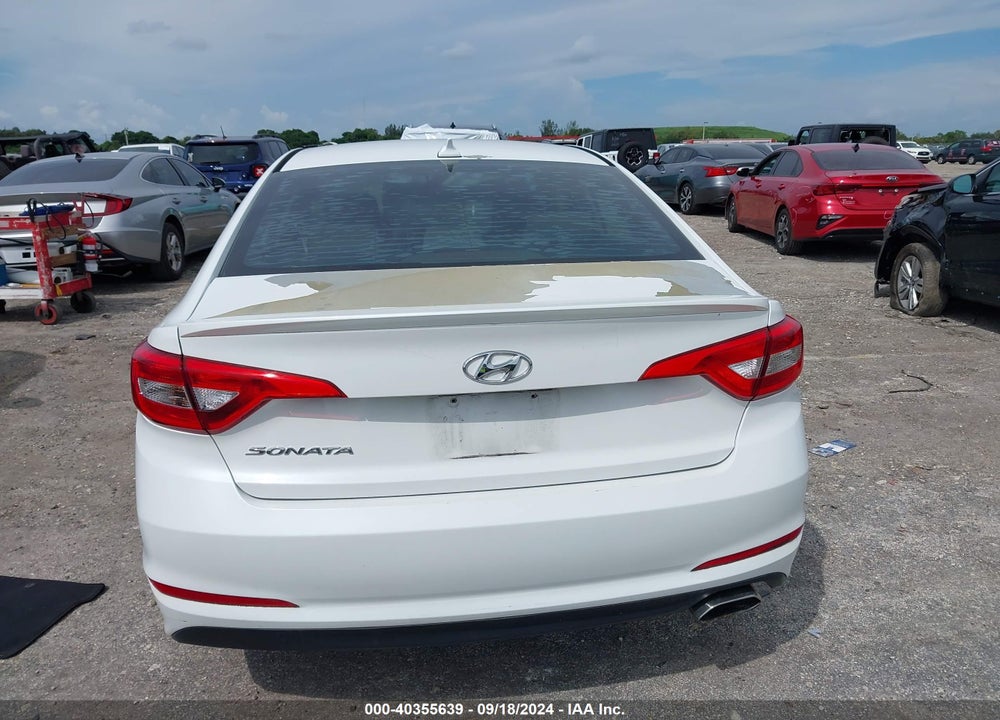 2015 HYUNDAI SONATA VIN: 5NPE24AF1FH249428
