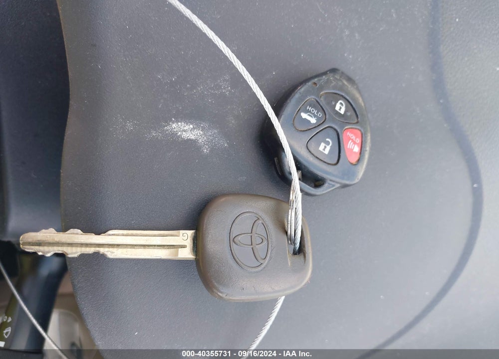 2011 TOYOTA COROLLA LE VIN: 2T1BU4EE6BC634043