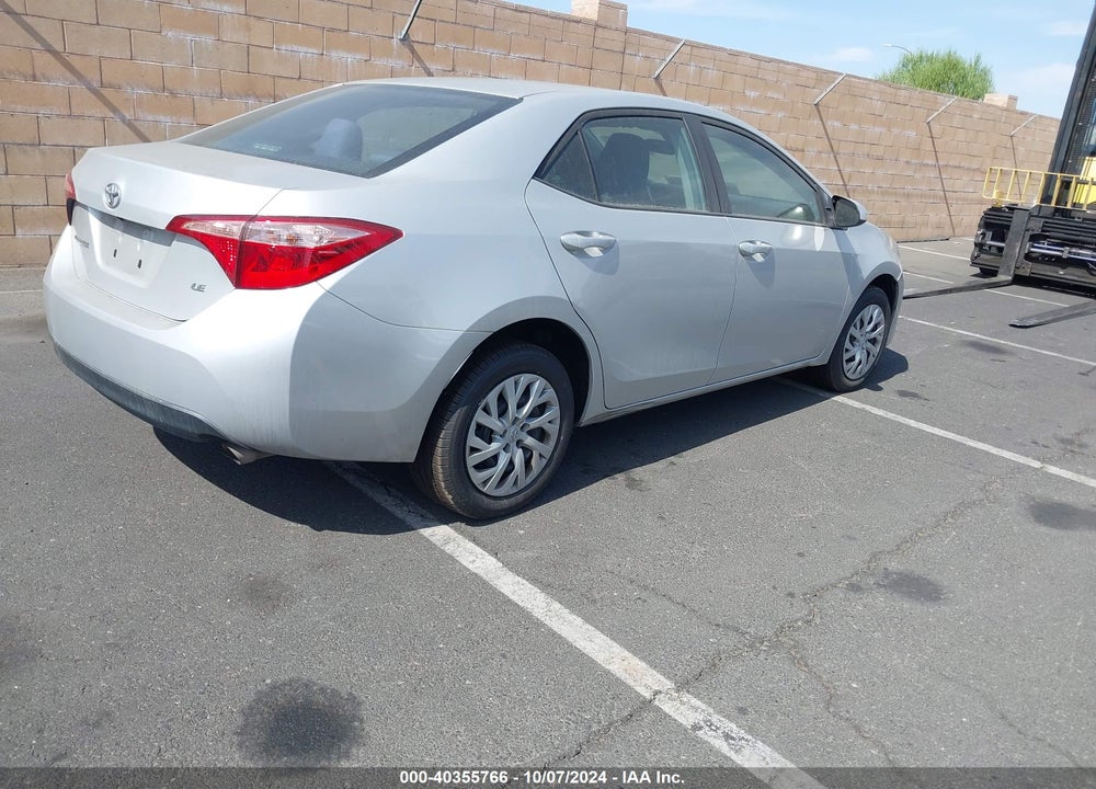 2018 TOYOTA COROLLA LE VIN: 5YFBURHE1JP829863