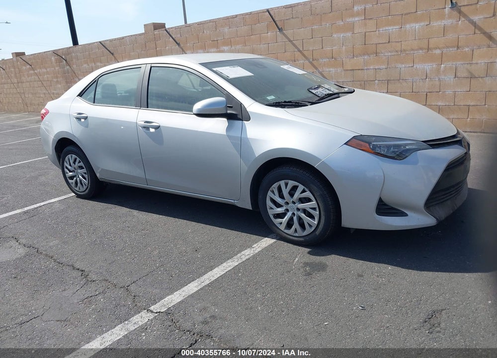 2018 TOYOTA COROLLA LE VIN: 5YFBURHE1JP829863