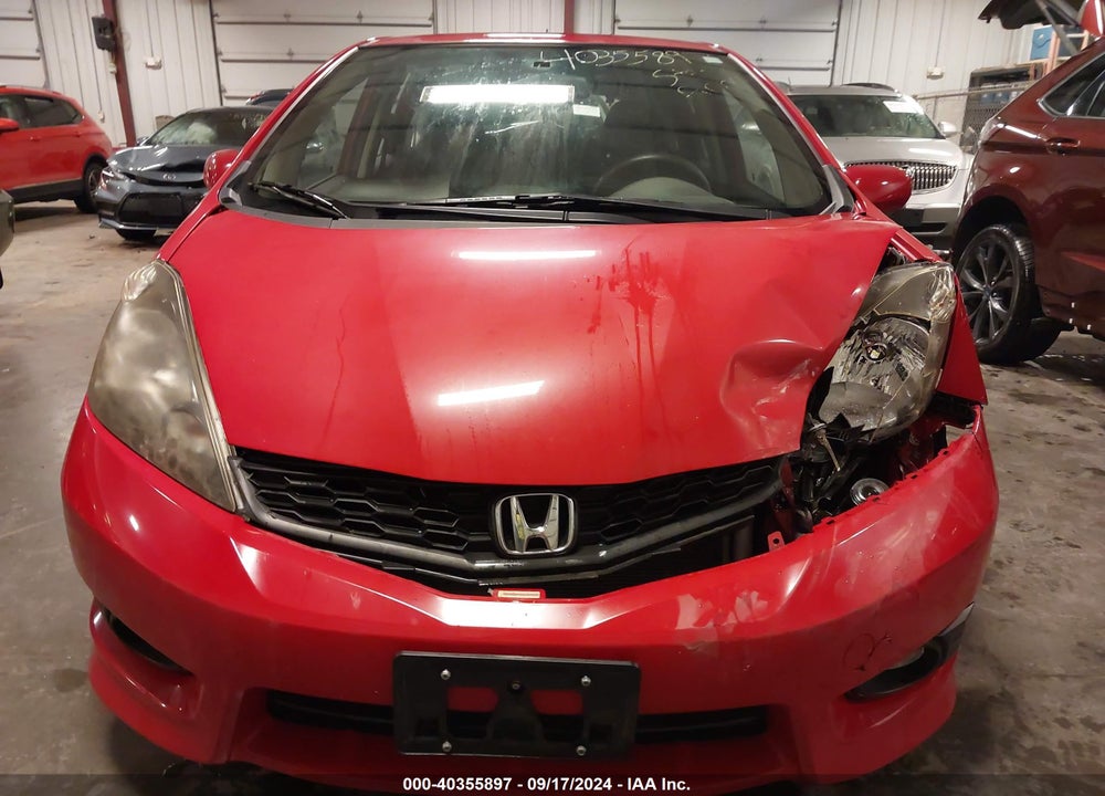 2013 HONDA FIT SPORT VIN: JHMGE8H56DC009478