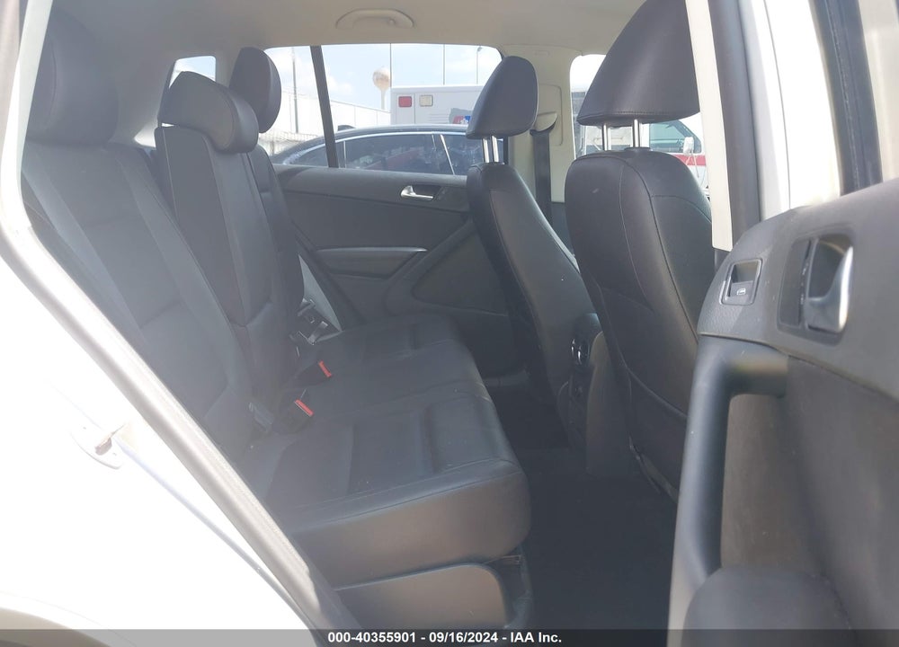 2016 VOLKSWAGEN TIGUAN S VIN: WVGAV7AX9GW596397
