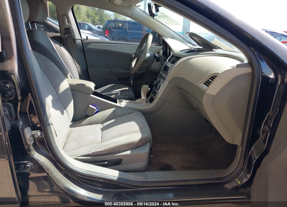 2011 CHEVROLET MALIBU LS VIN: 1G1ZB5E17BF109838