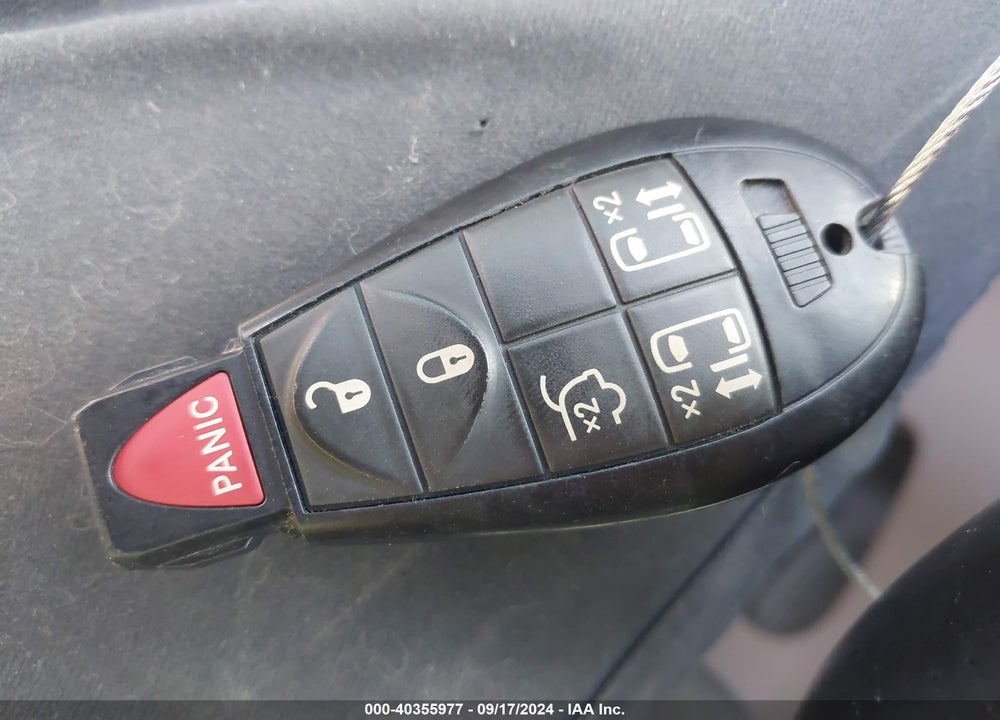 2013 DODGE GRAND CARAVAN SXT VIN: 2C4RDGCG9DR718493