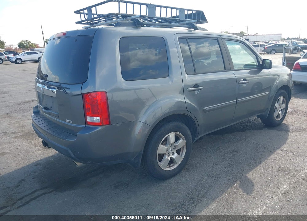 2011 HONDA PILOT EX-L VIN: 5FNYF4H74BB089215