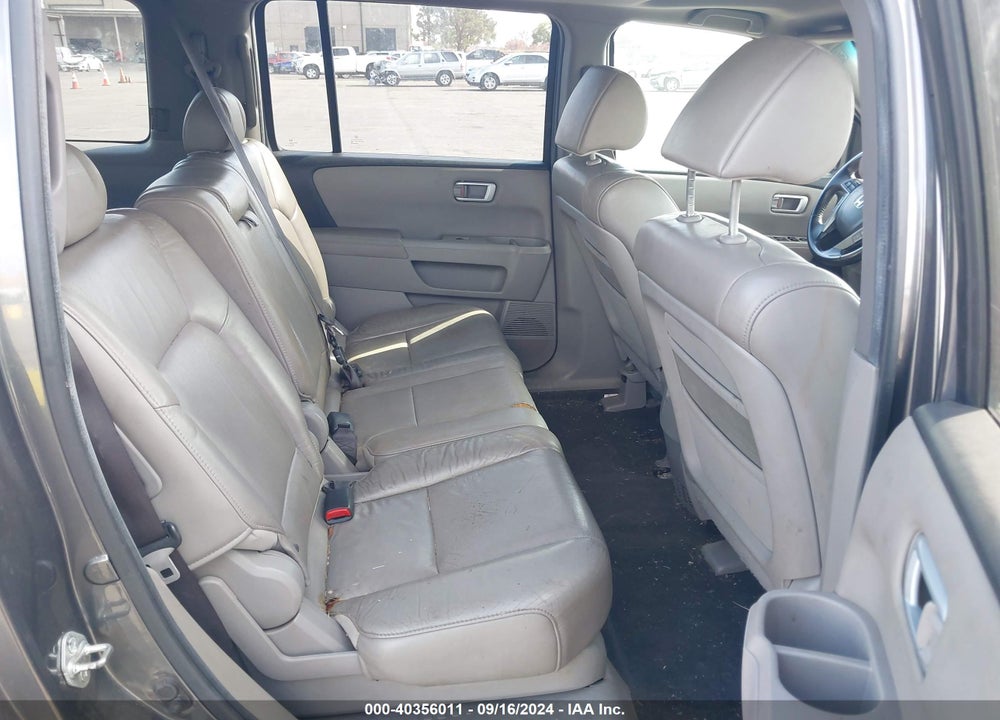 2011 HONDA PILOT EX-L VIN: 5FNYF4H74BB089215