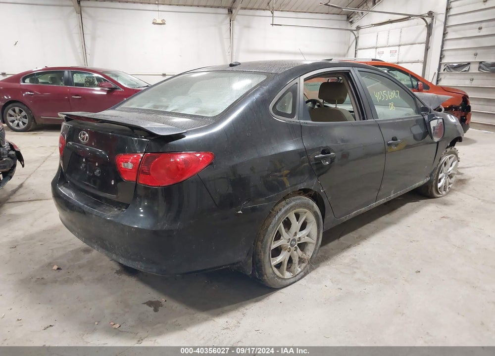 2008 HYUNDAI ELANTRA GLS/SE VIN: KMHDU46D98U277611