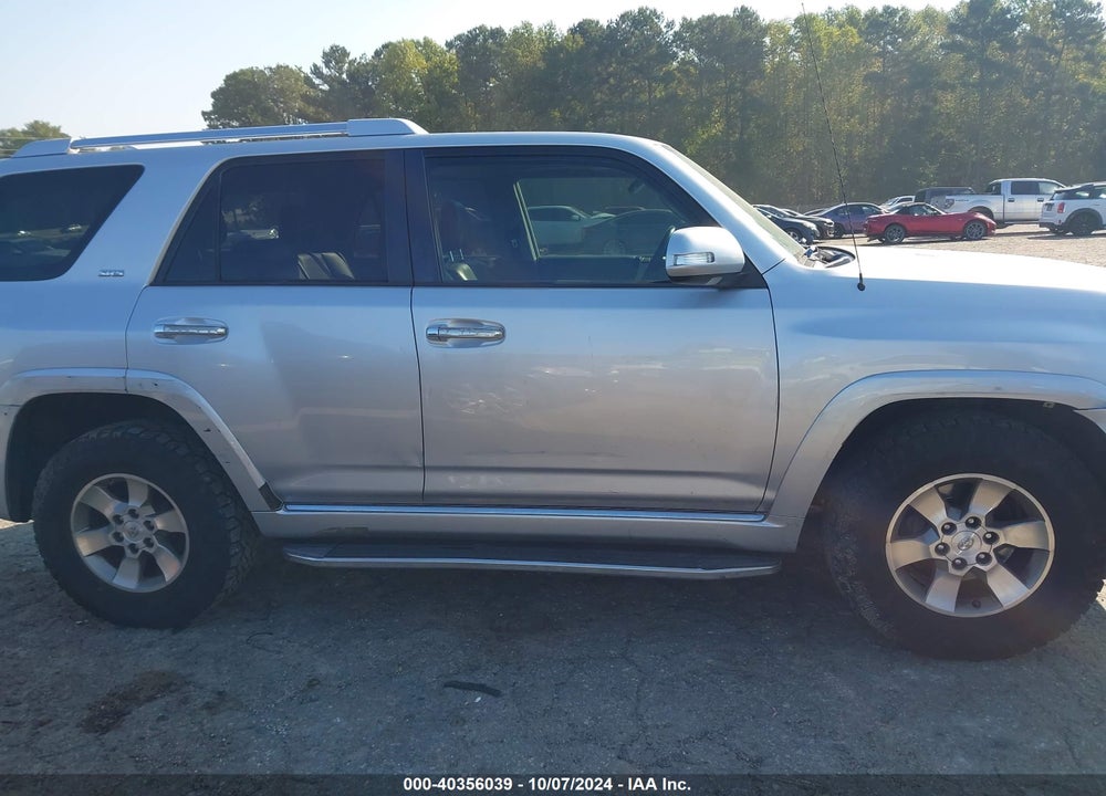 2011 TOYOTA 4RUNNER SR5 V6 VIN: JTEZU5JR3B5029922