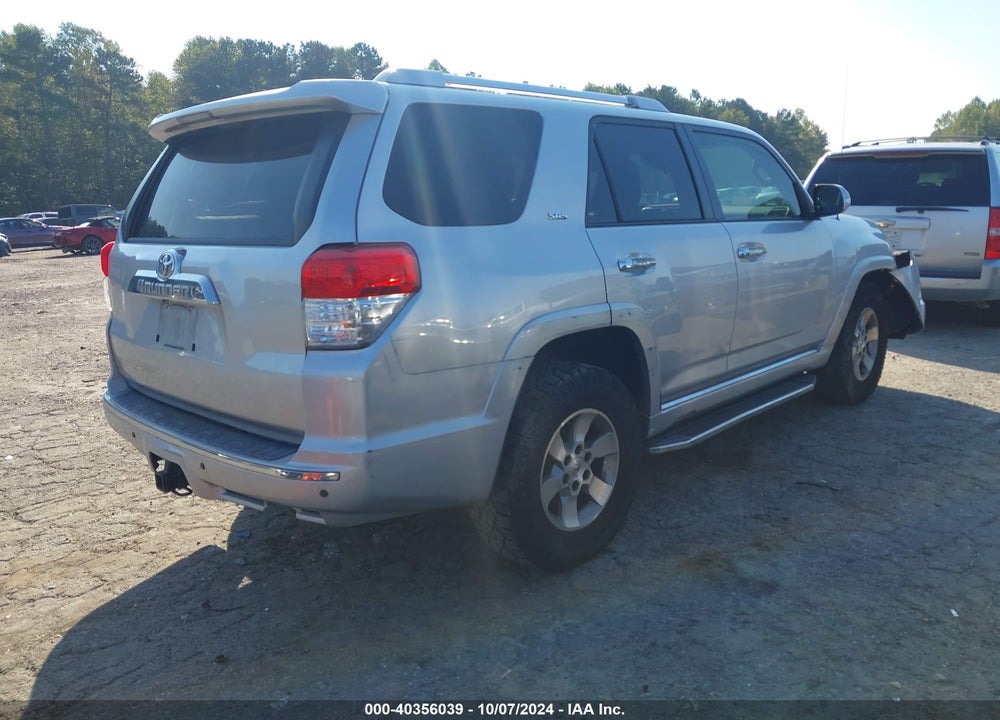 2011 TOYOTA 4RUNNER SR5 V6 VIN: JTEZU5JR3B5029922