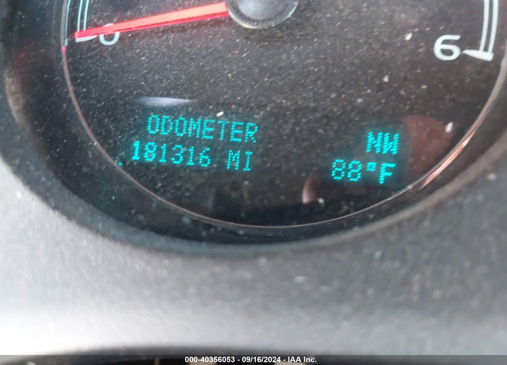 2012 GMC YUKON SLE VIN: 1GKS1AE06CR141499