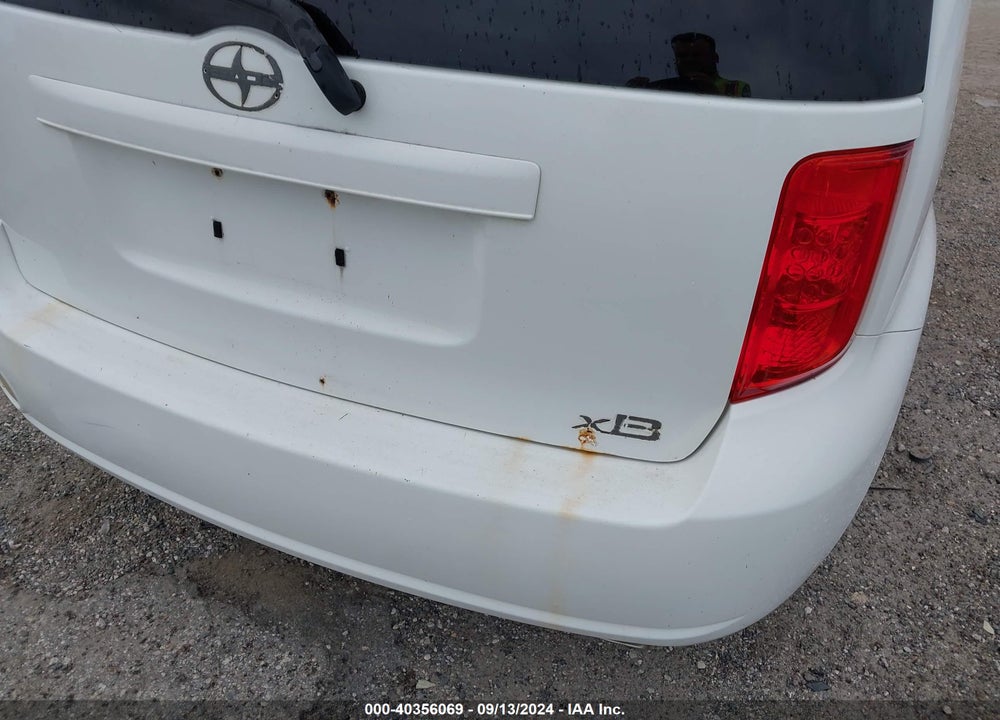 2008 SCION XB VIN: JTLKE50E481053071