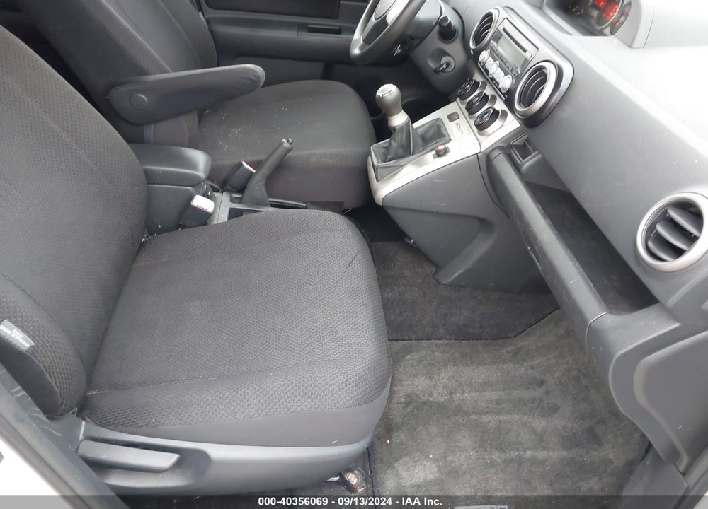 2008 SCION XB VIN: JTLKE50E481053071
