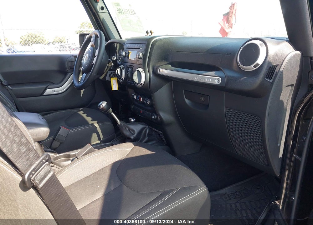2015 JEEP WRANGLER UNLIMITED RUBICON VIN: 1C4BJWFGXFL690652