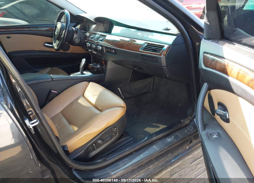 2010 BMW 528I VIN: WBANU5C55AC126365