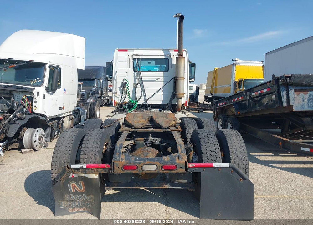 2007 VOLVO VN VNL VIN: 4V4NC9GG27N455793