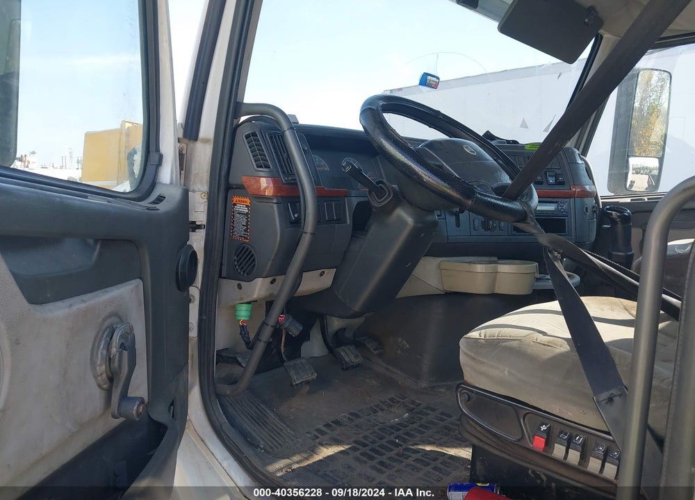 2007 VOLVO VN VNL VIN: 4V4NC9GG27N455793