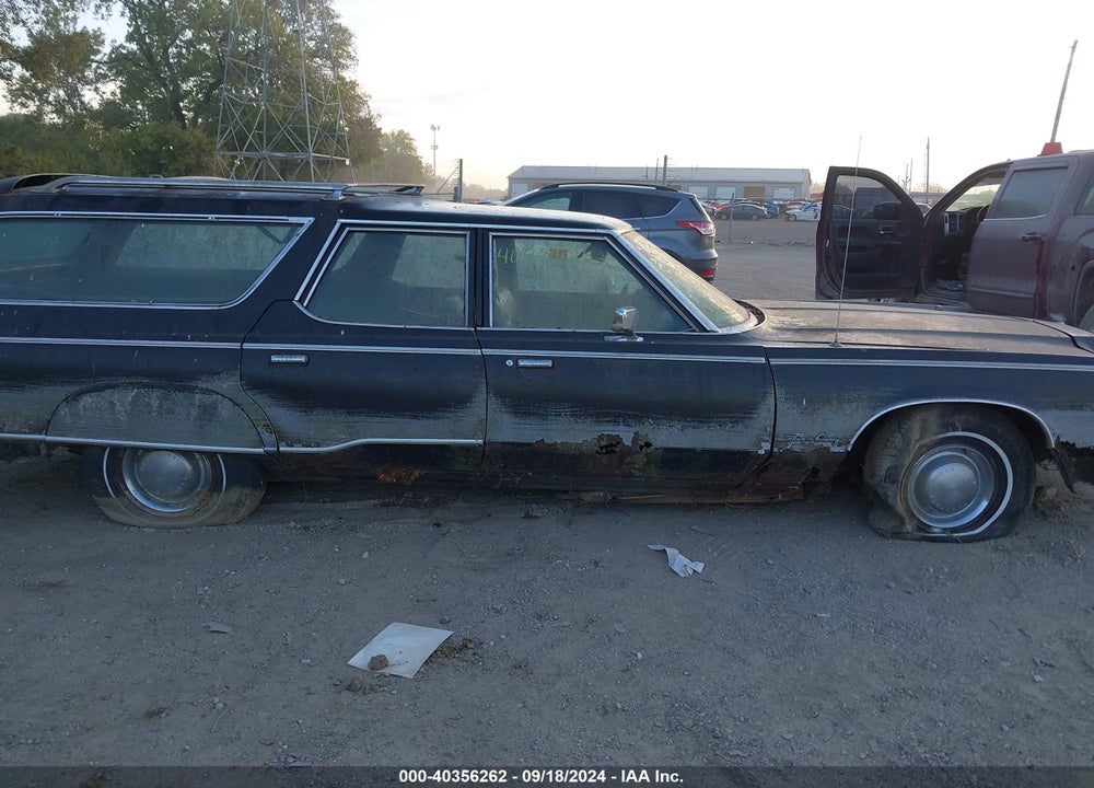 1976 CHRYSLER NEW YORKER VIN: CP46N6D179849