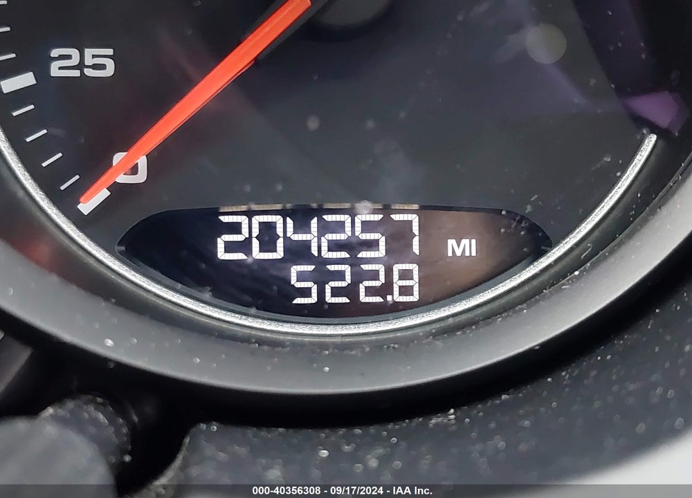 2015 PORSCHE CAYENNE DIESEL VIN: WP1AF2A27FLA40905