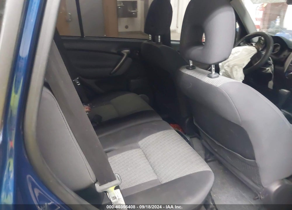 2004 TOYOTA RAV4 VIN: JTEGD20V840014353