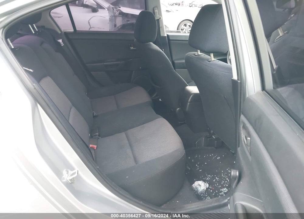 2008 MAZDA 3 I SPORT VIN: JM1BK32G481781559