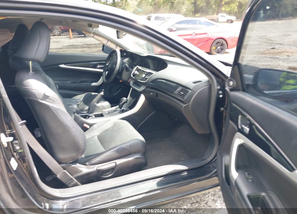 2015 HONDA ACCORD EX-L V-6 VIN: 1HGCT2B89FA007858