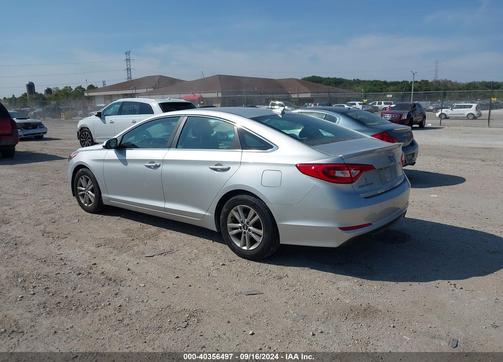 2015 HYUNDAI SONATA SE VIN: 5NPE24AF9FH201336