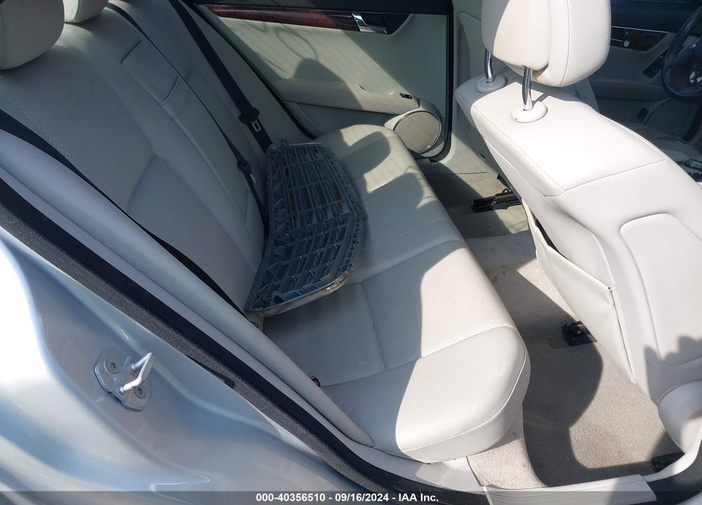 2009 MERCEDES-BENZ C 300 LUXURY 4MATIC/SPORT 4MATIC VIN: WDDGF81X29F267003
