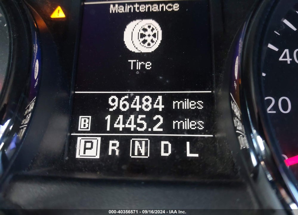 2011 NISSAN ROGUE S VIN: JN8AS5MT2BW185477