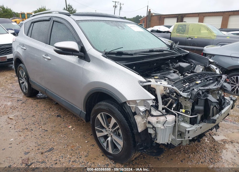 2018 TOYOTA RAV4 XLE VIN: 2T3WFREV2JW441157