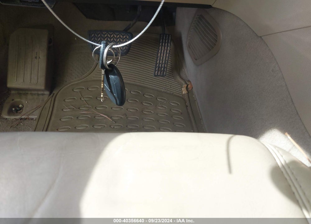 2008 BUICK ENCLAVE CXL VIN: 5GAER23718J280387