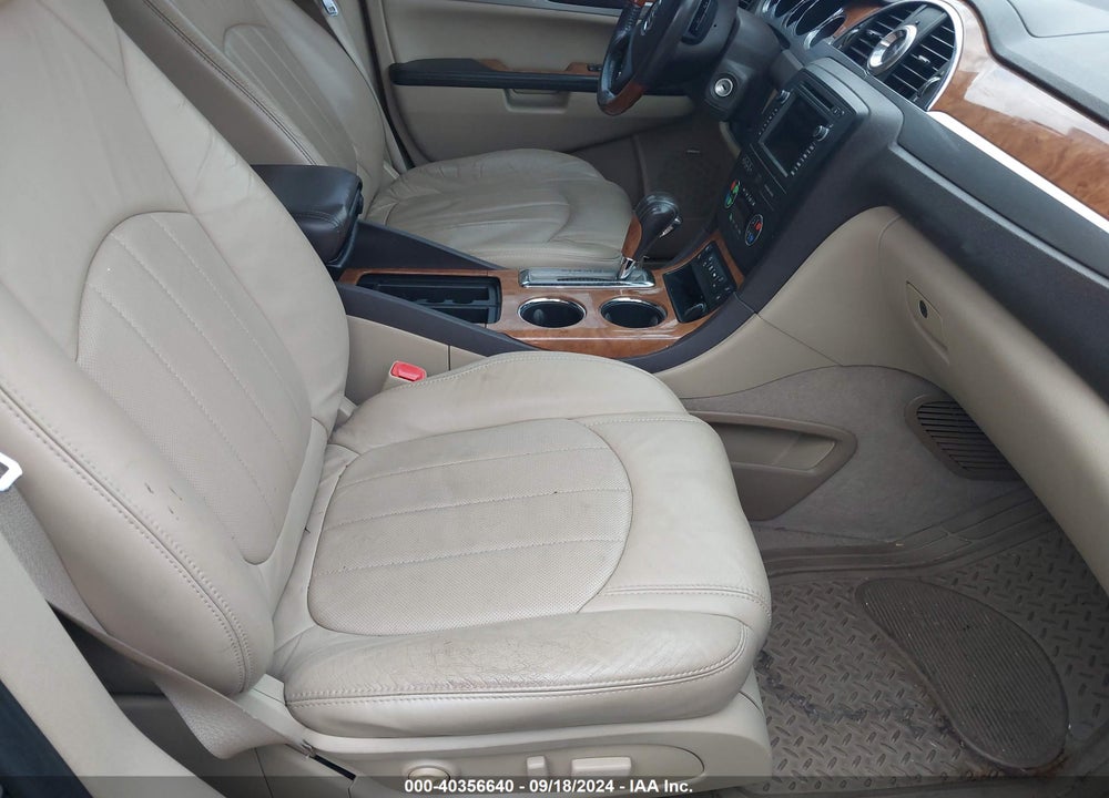 2008 BUICK ENCLAVE CXL VIN: 5GAER23718J280387