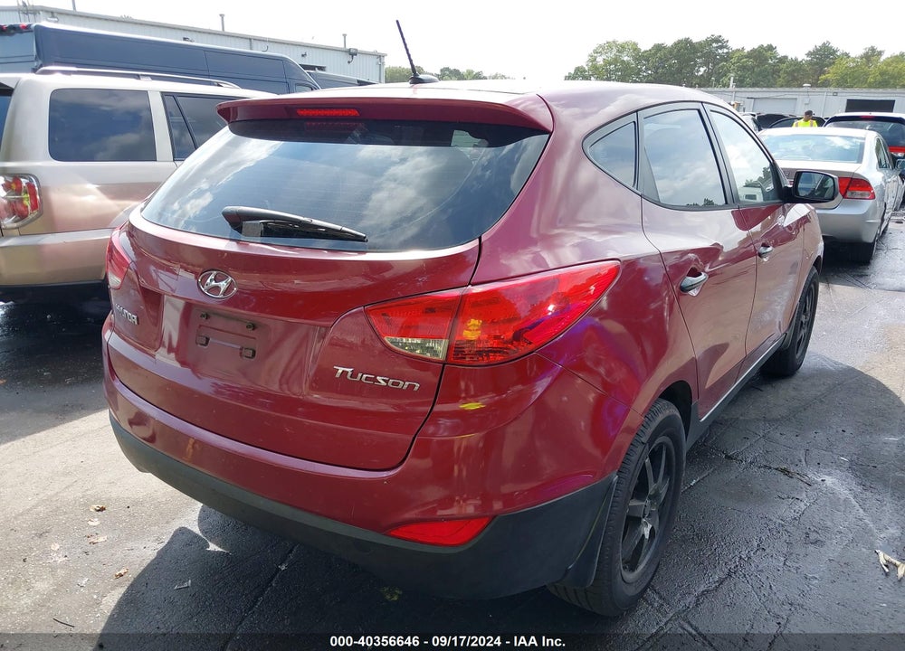 2010 HYUNDAI TUCSON GLS VIN: KM8JT3AC9AU076599