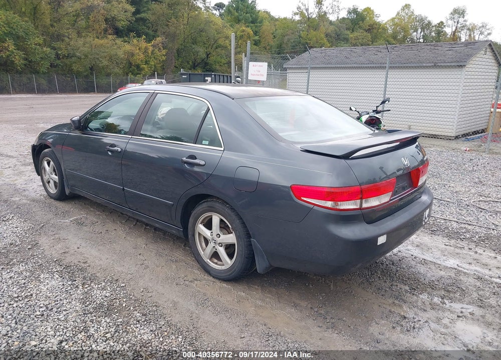 2004 HONDA ACCORD 2.4 EX VIN: 1HGCM557X4A078646