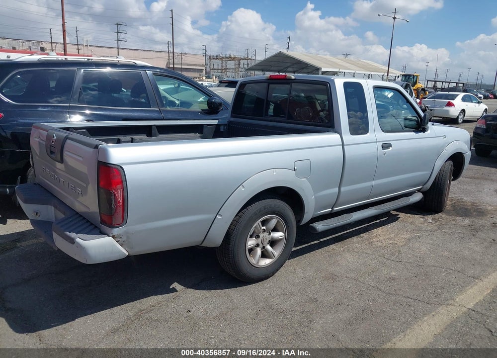 2002 NISSAN FRONTIER XE VIN: 1N6DD26S32C323256