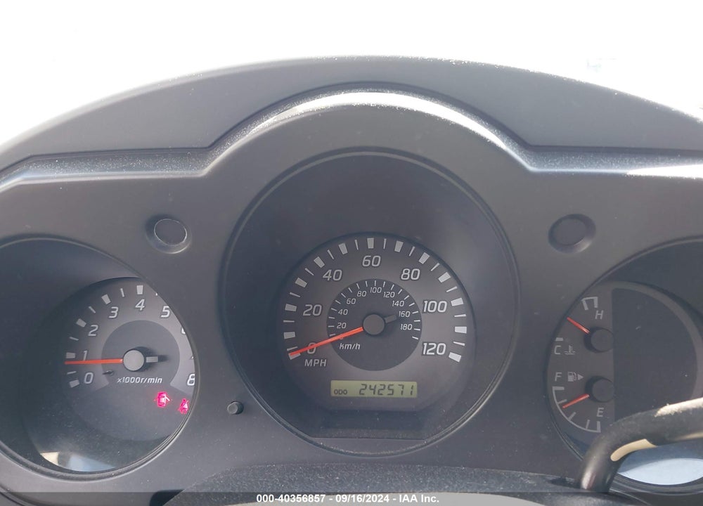 2002 NISSAN FRONTIER XE VIN: 1N6DD26S32C323256