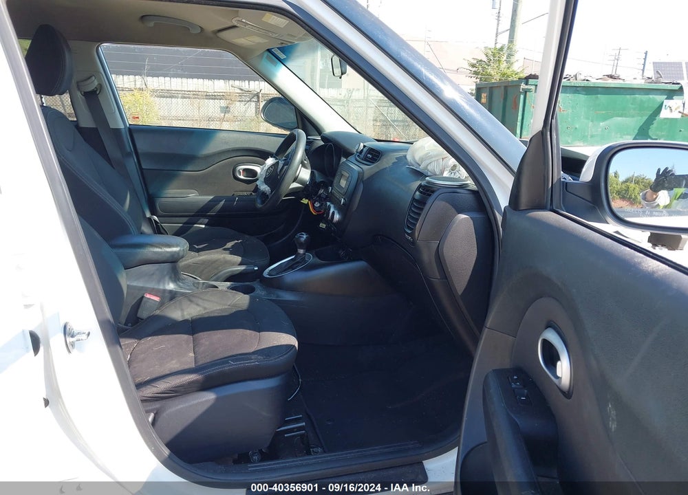 2015 KIA SOUL VIN: KNDJN2A20F7114288
