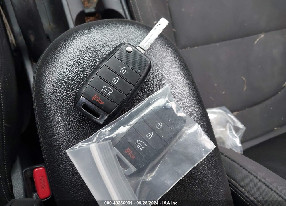 2015 KIA SOUL VIN: KNDJN2A20F7114288